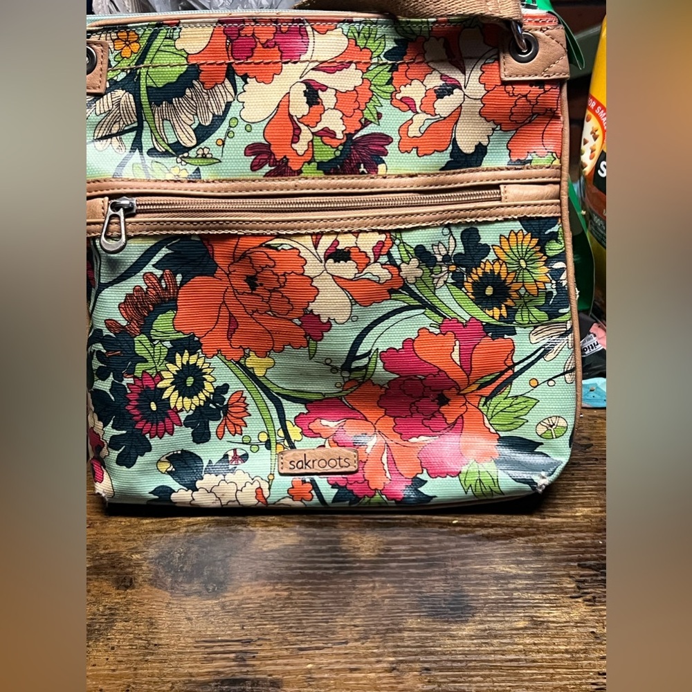 A cute Crossbody full leather bag